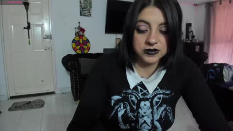 Snapshot of acid_alice666 chatting on December 13, 9:41 pm Alice online show from December 13, 9:41 pm