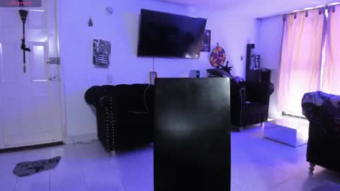 Snapshot of acid_alice666 chatting on February 3, 4:41 pm Alice online show from February 3, 4:41 pm