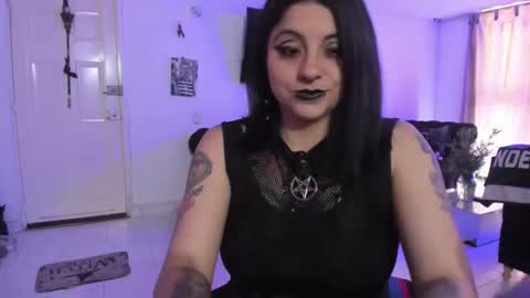 Snapshot of acid_alice666 chatting on September 9, 4:51 pm Alice online show from September 9, 4:51 pm