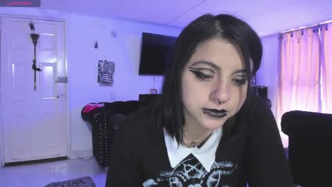 Snapshot of acid_alice666 chatting on January 24, 4:06 pm Alice online show from January 24, 4:06 pm