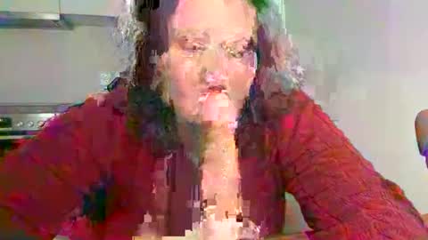 Snapshot of ada_berlin chatting on September 14, 8:23 am Ada online show from September 14, 8:23 am