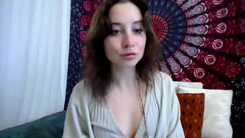 Adalyn online show from December 1, 7:12 am