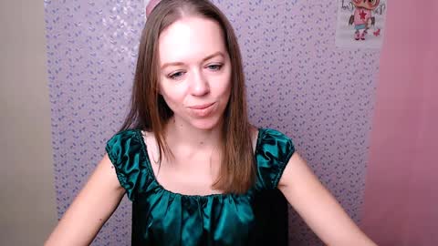 Snapshot of adamais_ chatting on December 31, 7:10 am adamais_ online show from December 31, 7:10 am