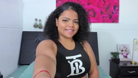 Snapshot of adams_cloe chatting on February 3, 9:30 am Cloe Adams online show from February 3, 9:30 am