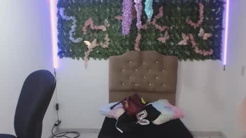 Adara online show from February 17, 8:30 pm