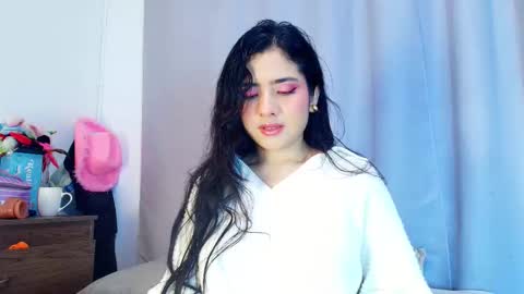  Adara Johnson  online show from November 5, 11:48 am