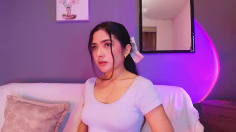  Adara Johnson  online show from April 9, 11:37 am