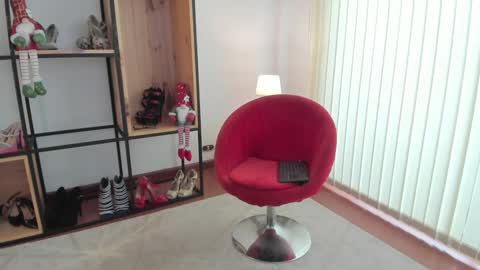 Ada Spencer online show from December 23, 6:05 pm