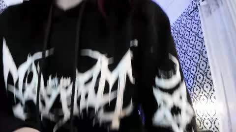 Snapshot of adeelinee chatting on September 23, 7:45 pm Ade online show from September 23, 7:45 pm