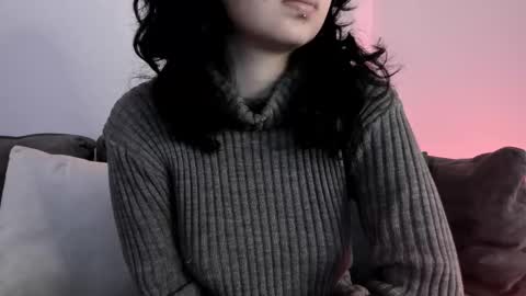 Snapshot of adeelinee chatting on March 7, 8:11 pm Ade online show from March 7, 8:11 pm
