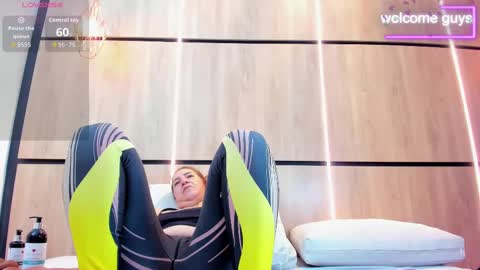 adela chase online show from September 22, 3:05 am