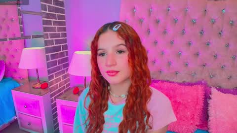 Snapshot of adelainebest chatting on October 22, 3:33 am Adelaine online show from October 22, 3:33 am