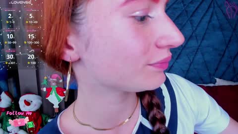 Snapshot of adelainebest chatting on December 21, 4:30 am Adelaine online show from December 21, 4:30 am