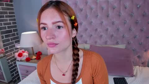 Snapshot of adelainebest chatting on February 21, 5:35 am Adelaine online show from February 21, 5:35 am