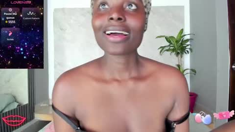 Snapshot of adele_89 chatting on February 11, 9:25 pm Adele online show from February 11, 9:25 pm