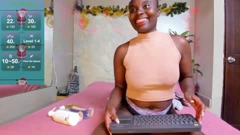 Snapshot of adele_89 chatting on December 17, 8:54 pm Adele online show from December 17, 8:54 pm