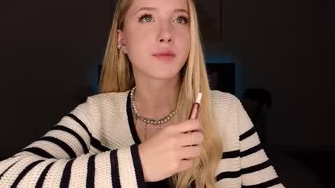 Adele online show from July 1, 9:36 pm