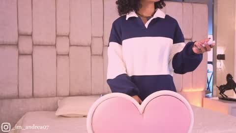 Andrea online show from April 16, 12:27 pm