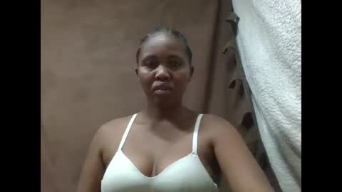 adelealy online show from January 29, 3:22 am
