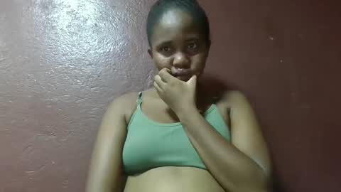 adelealy online show from February 23, 3:50 am