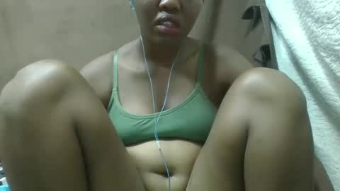 adelealy online show from February 4, 1:27 pm