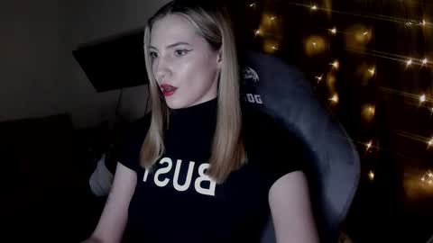 Adele Shine online show from March 6, 1:03 pm