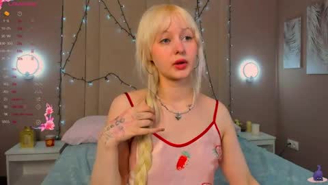 adelesilvy online show from April 3, 2:09 am