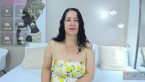Adele Smithh online show from January 18, 11:43 am