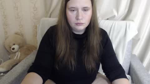 adelinalawson online show from December 6, 6:17 pm