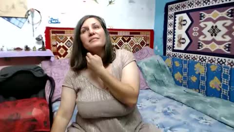 Snapshot of adelineblueeyes chatting on September 12, 5:52 am Larisa online show from September 12, 5:52 am