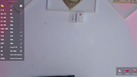 Snapshot of adelineevanss chatting on February 17, 5:36 am adeline online show from February 17, 5:36 am