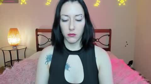 Snapshot of adell_berry chatting on October 9, 2:48 am Adel online show from October 9, 2:48 am