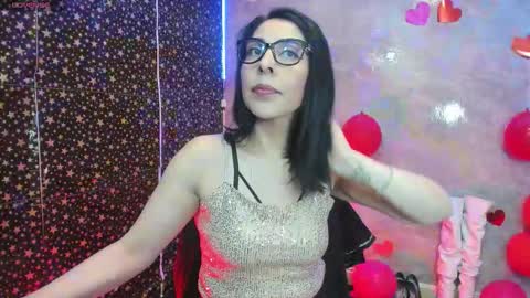 Adellelennoxx online show from February 16, 8:47 am