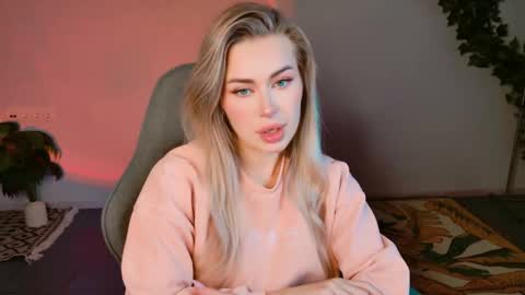 Adel online show from September 25, 9:08 am