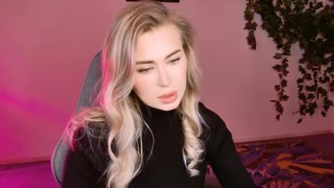 Adel online show from October 14, 3:47 pm