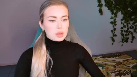 Adel online show from October 12, 1:24 pm