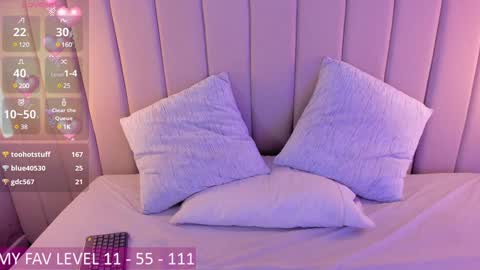 Snapshot of adhara_monroe chatting on January 29, 4:19 pm Adhara online show from January 29, 4:19 pm