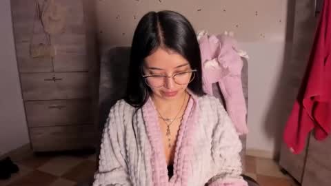 Snapshot of adorabolt chatting on September 16, 1:57 am Stormi online show from September 16, 1:57 am