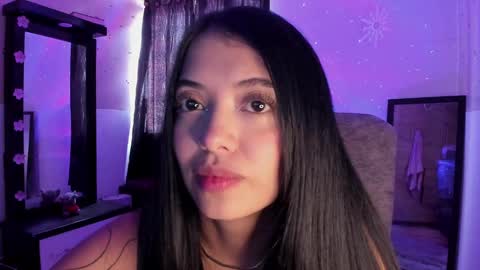 Snapshot of adorabolt chatting on February 10, 8:10 pm Stormi online show from February 10, 8:10 pm