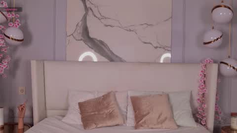 adoracortes online show from November 22, 5:10 am