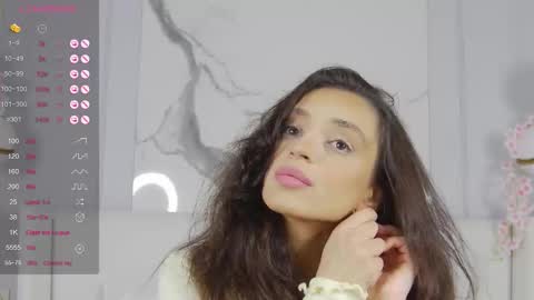 Snapshot of adoracortes chatting on September 20, 5:17 am adoracortes online show from September 20, 5:17 am