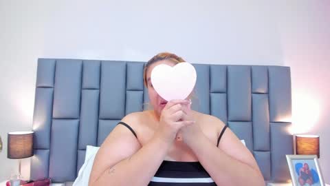 ANDREA PEREZ online show from January 20, 11:45 am