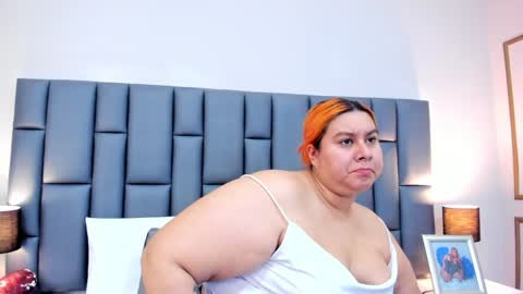 ANDREA PEREZ online show from January 31, 11:35 am