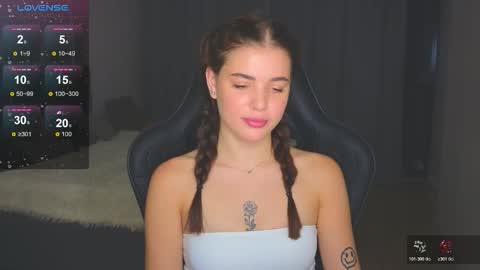 Snapshot of adri_dream chatting on October 28, 7:41 pm Adriana online show from October 28, 7:41 pm