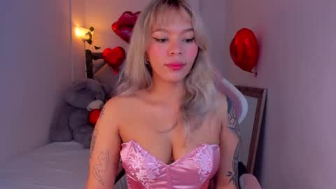 Snapshot of adria_ross chatting on February 14, 12:36 pm Adriana online show from February 14, 12:36 pm