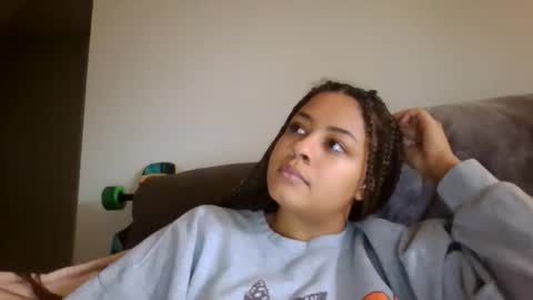 Princess Adri online show from March 24, 9:31 pm