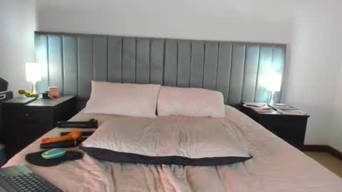 Snapshot of adriana71 chatting on September 23, 3:59 am Adriana online show from September 23, 3:59 am