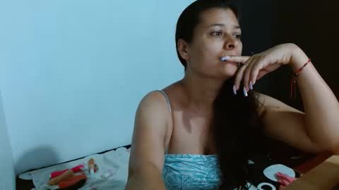 Adriana milf online show from December 9, 4:45 am