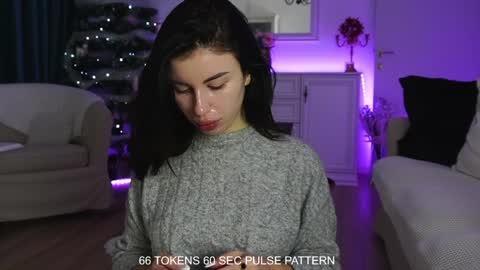 Aelia online show from December 4, 9:07 am