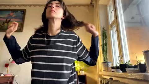 Snapshot of aevra chatting on October 8, 6:29 am vegans taste better online show from October 8, 6:29 am